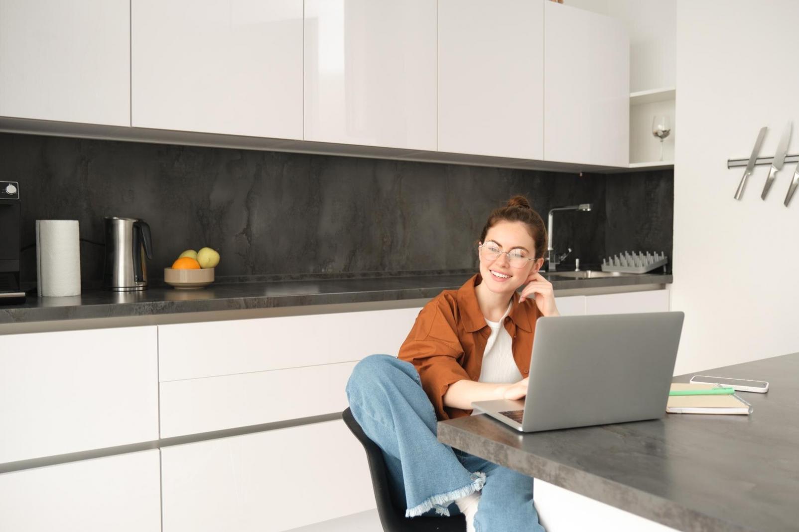 Espacio de trabajo en nuestras oficinas de Las Palmas